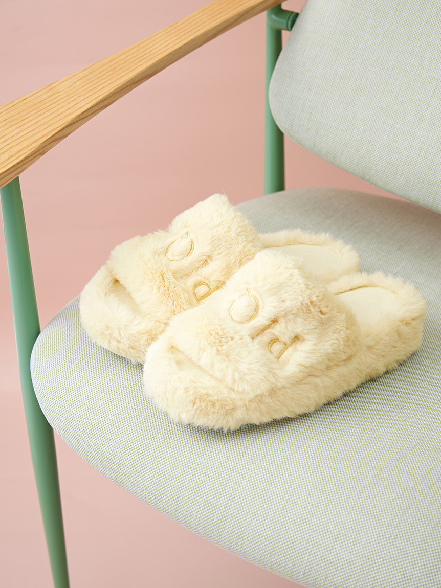 新品タグ付♡ ジェラートピケ  PINKエコファールームシューズ ハートバックルエコファールームシューズ（ルームシューズ