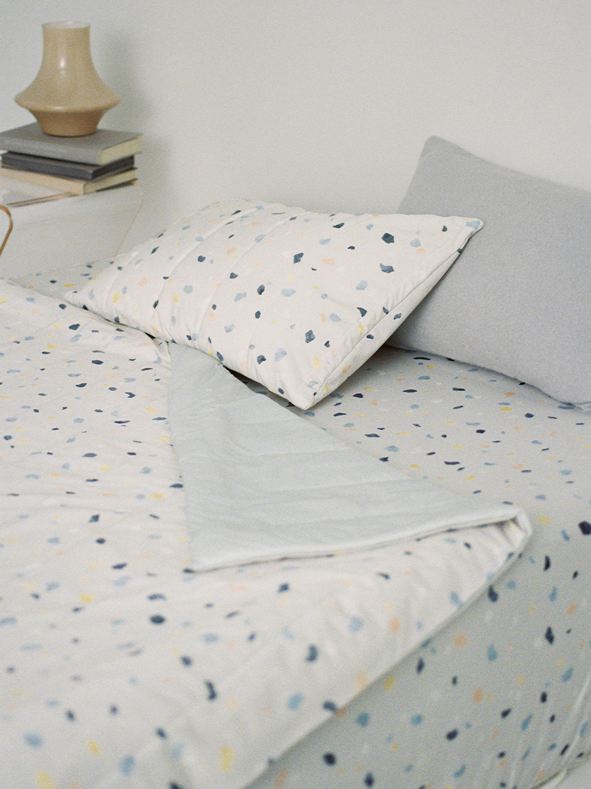 Sleep】テラゾー柄 抗菌加工接触冷感ボックスシーツ（セミダブル
