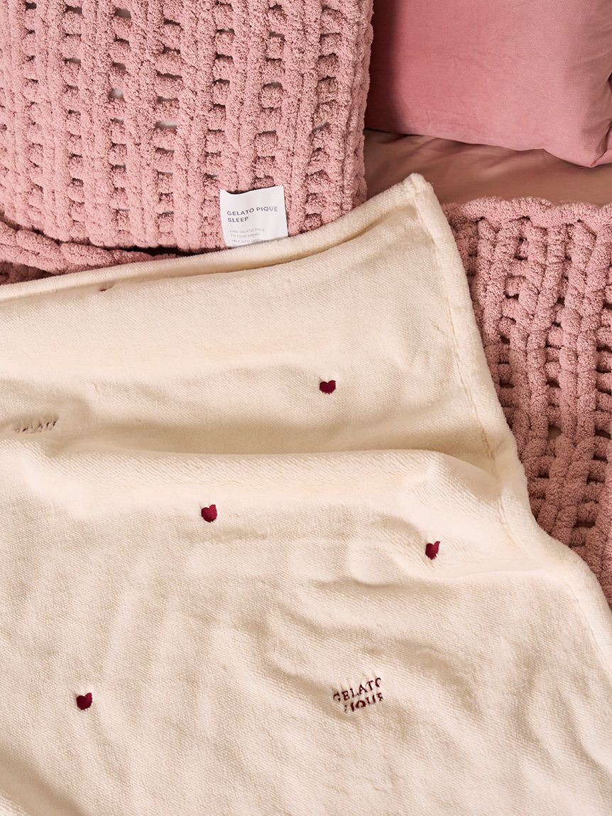 Sleep】ハートロゴちび刺繍 毛布(ブランケット・タオルケット