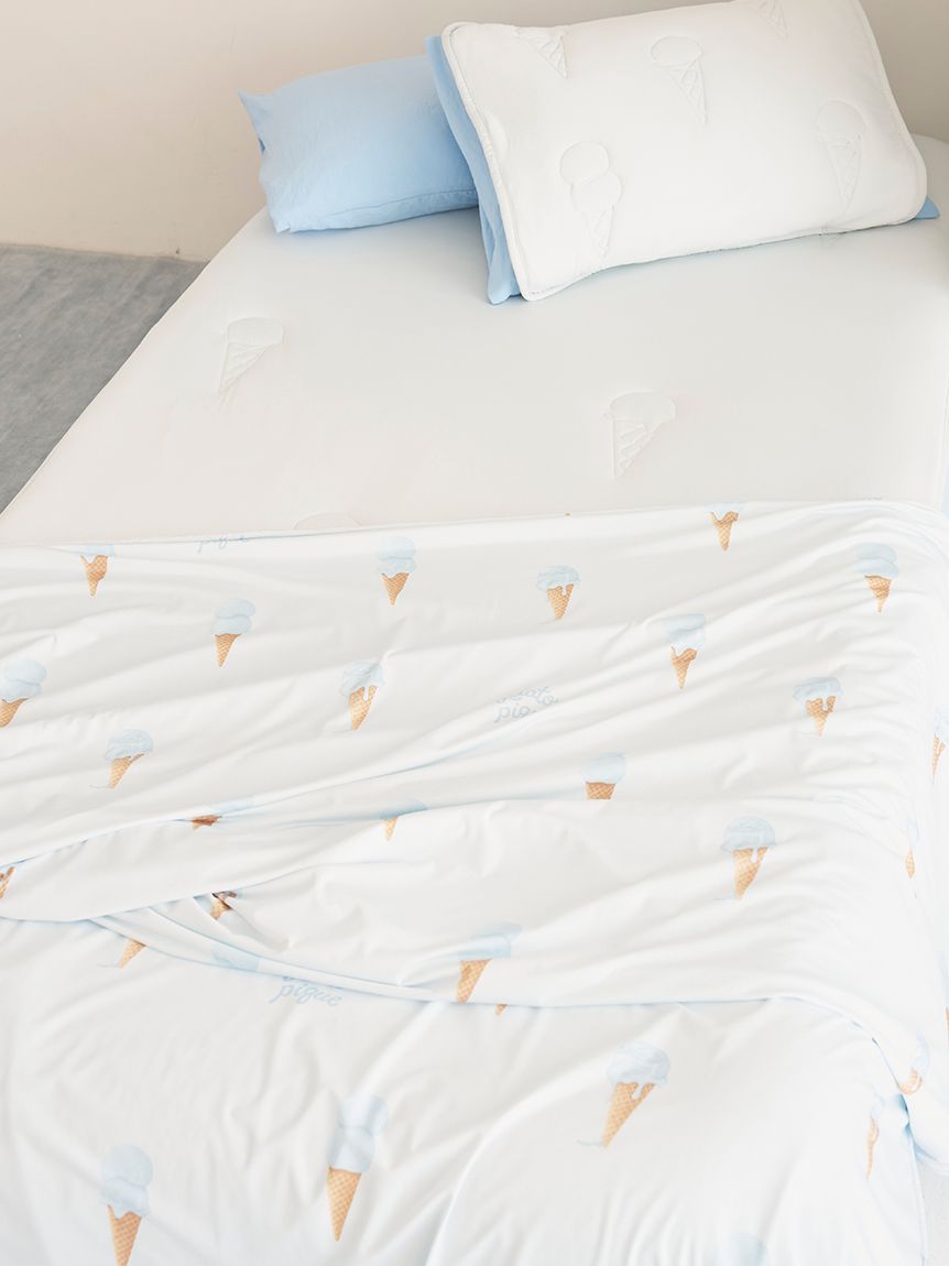 Sleep】【接触冷感】【抗菌防臭】アイスロゴキルト敷きパッド Sleep】【接触冷感】【抗菌防臭】アイスロゴキルト敷きパッド