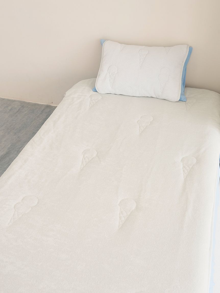 新品未開封ジェラート ピケアイスロゴキルト接触冷感敷きパッド(セミダブル) gelato pique Sleep（ジェラートピケスリープ）の「【Sleep】アイス
