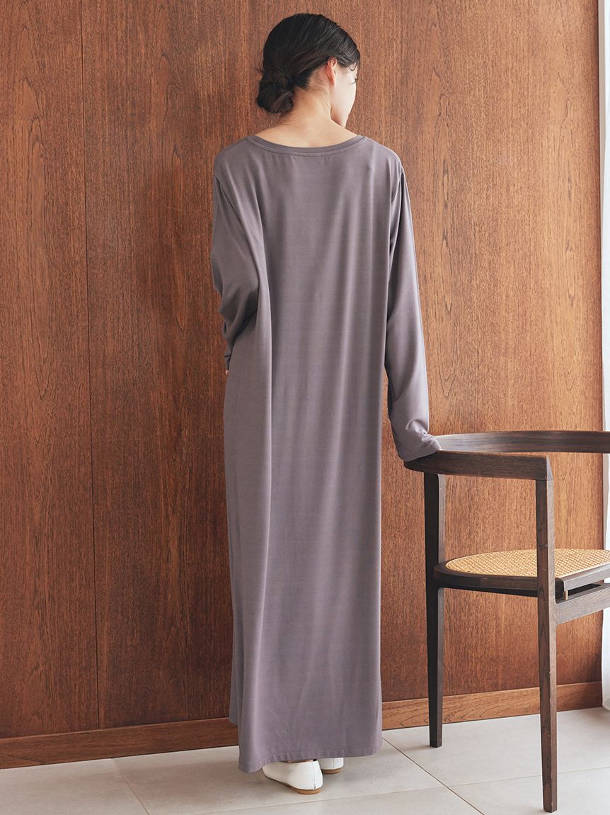 レーヨンロゴワンピース(ワンピース)｜ルームウェア・パジャマ通販の