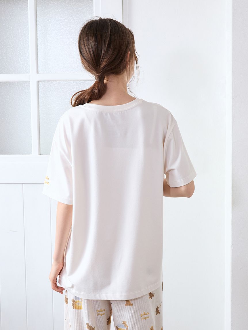 はちみつベア柄ワンポイントTシャツ(カットソー・Tシャツ