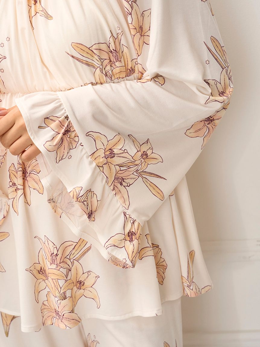 MUCHA】リリー柄カップインプルオーバー(カットソー・Tシャツ)｜ルーム