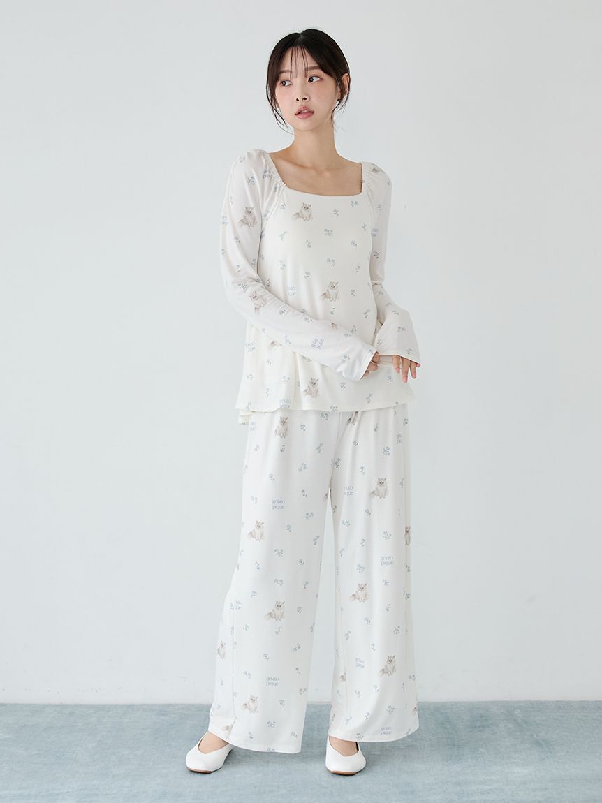 フラワーキャット柄カップインプルオーバー(カットソー・Tシャツ