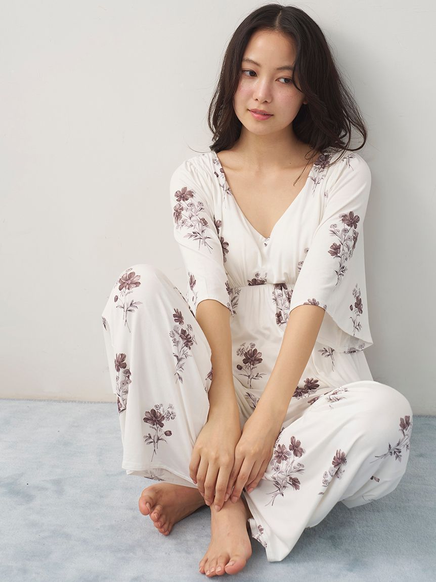 V　4点セット 接触冷感】コスモス柄カップインプルオーバー(カットソー・Tシャツ