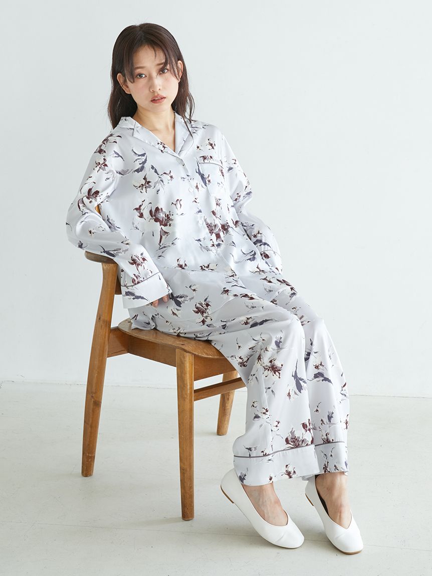 母の日】花柄サテンパイピングシャツ(シャツ)|ルームウェア 母の日】花柄サテンパイピングシャツ(シャツ)|ルームウェア