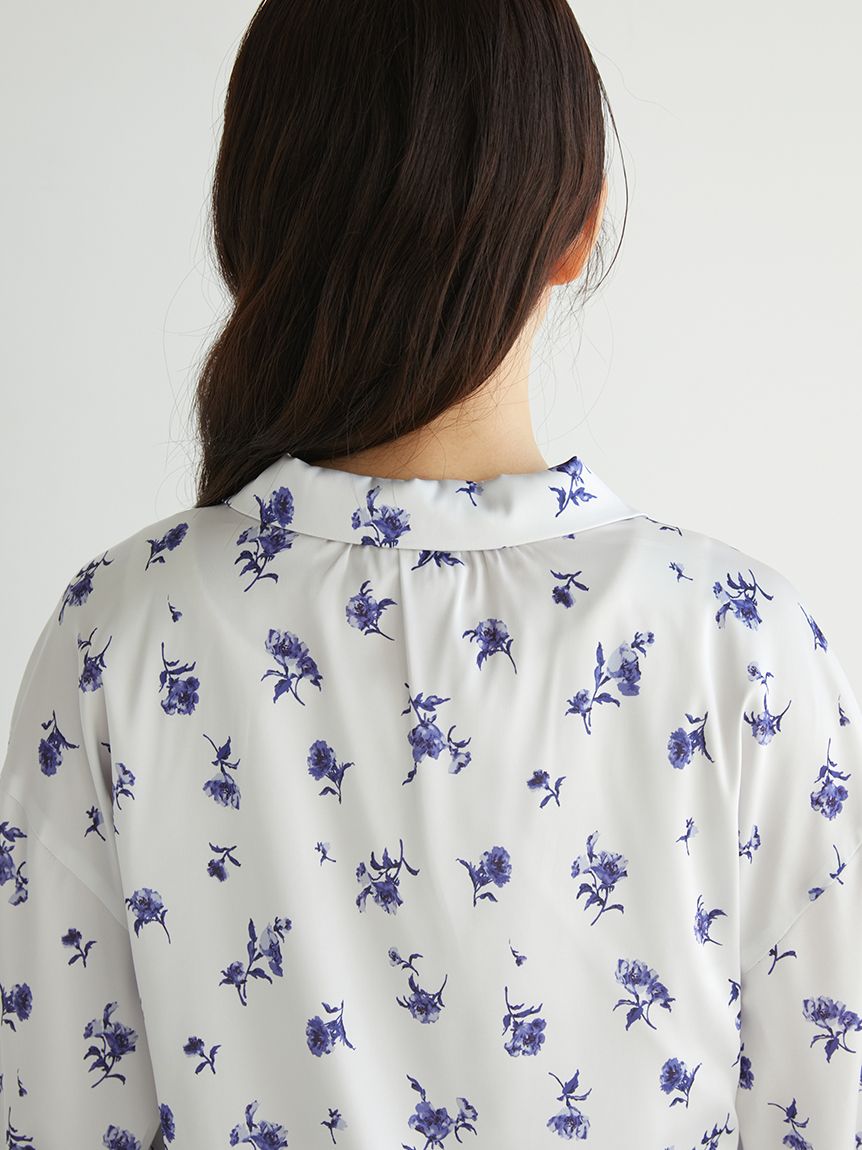 母の日】花柄サテンギャザーシャツ(シャツ)|ルームウェア 母の日】花柄サテンギャザーシャツ(シャツ)|ルームウェア