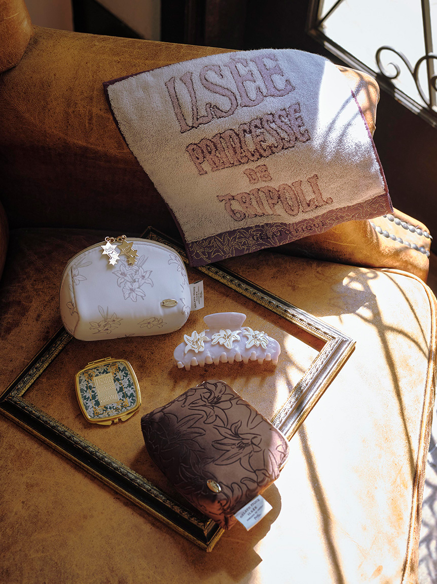 MUCHA】リリー柄フロッキーティッシュポーチ(ポーチ)｜ルームウェア